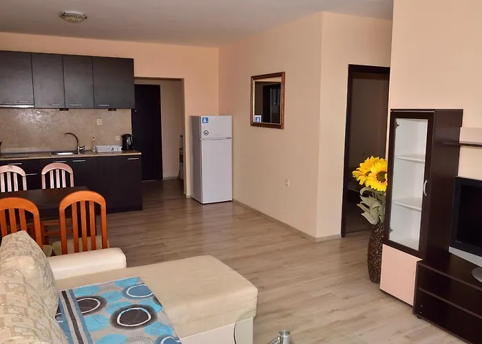 Club Priz 4* Приморсько