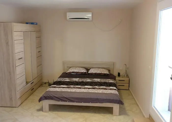 Club Priz Апарт-готель Приморсько