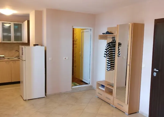 Club Priz Апарт-готель Приморсько